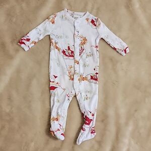 POTTERY BARN KIDS WHITE CHRISTMAS COTTON SLEEPER FOOTIE, SIZE 0-3 MONTHS
